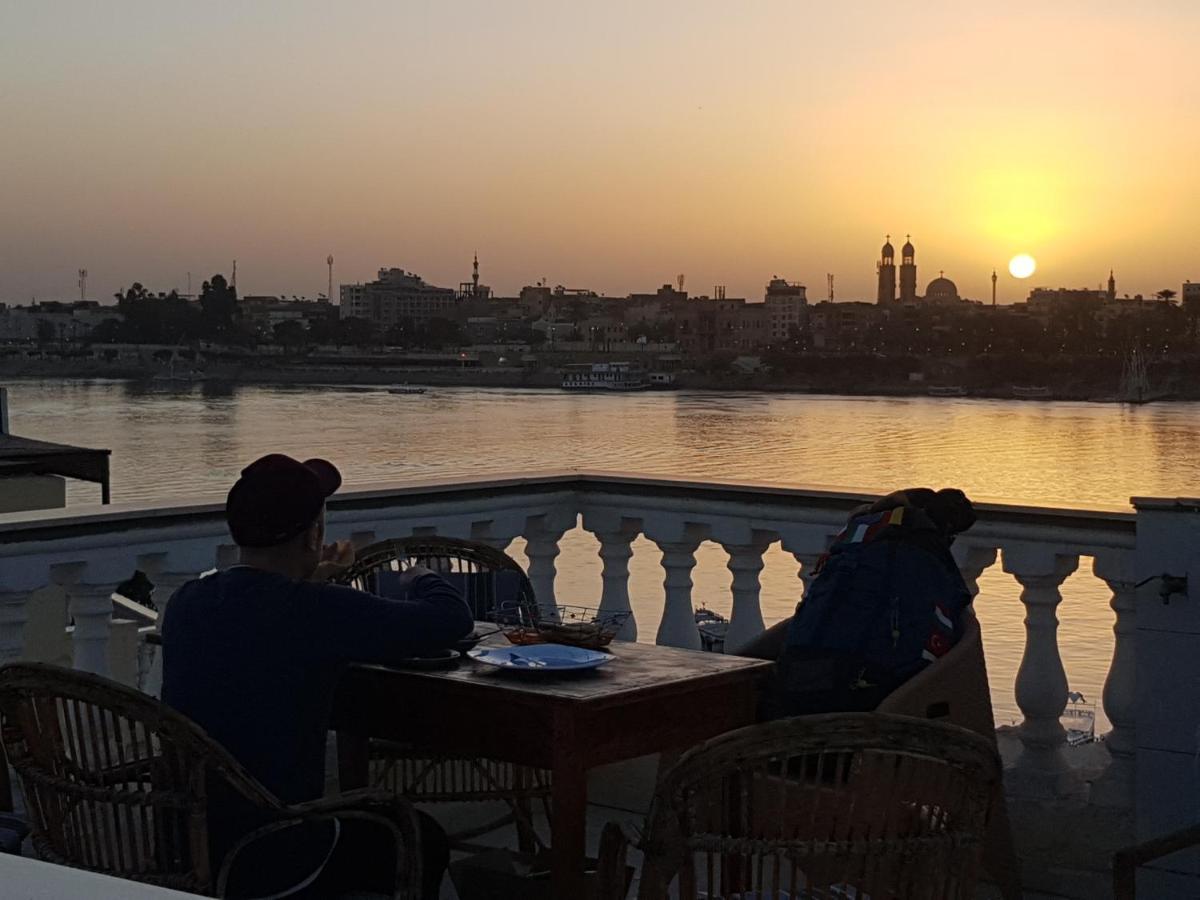 Nile Sunrise Flats Lägenhet Luxor Exteriör bild