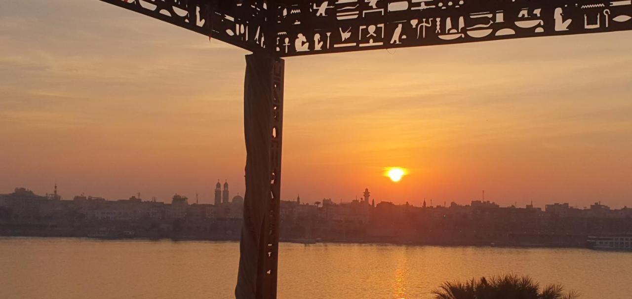 Nile Sunrise Flats Lägenhet Luxor Exteriör bild