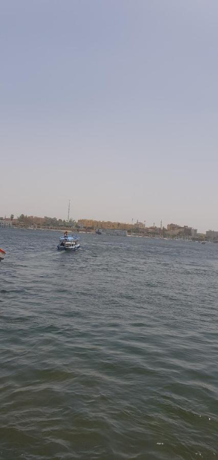 Nile Sunrise Flats Lägenhet Luxor Exteriör bild